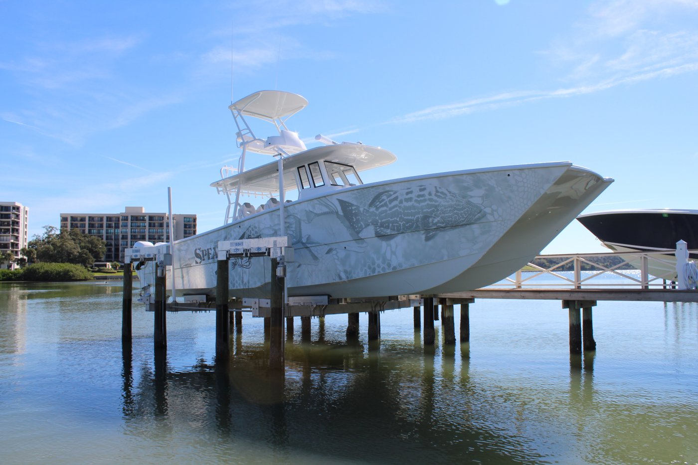 25,000 lb Concept CRS Lift 8-piling 25,000 lb Concept CRS Lift 8-piling