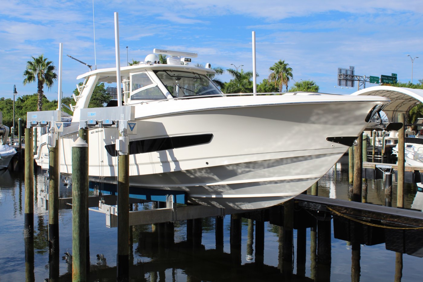 40,000 lb Concept CRS Lift 40,000 lb Concept CRS Lift