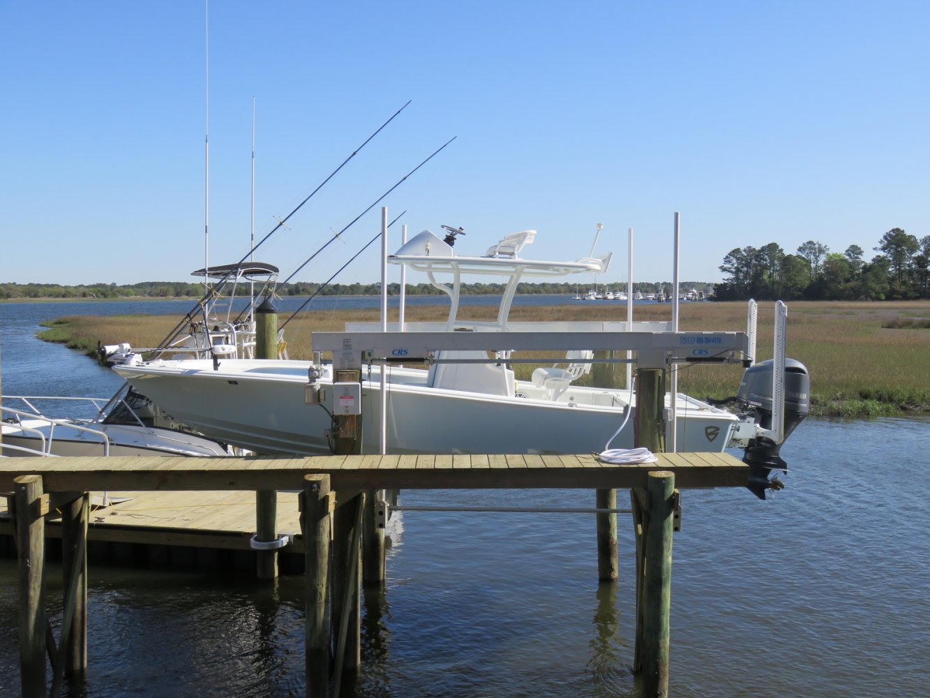 10,000 lb Concept CRS Lift with Cantilever 10,000 lb Concept CRS Lift with Cantilever